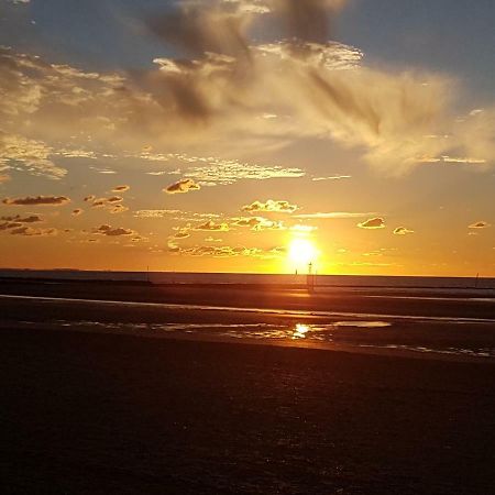 Duplex 50 M2 Au Pied Des Planches Apartman Trouville-sur-Mer Kültér fotó