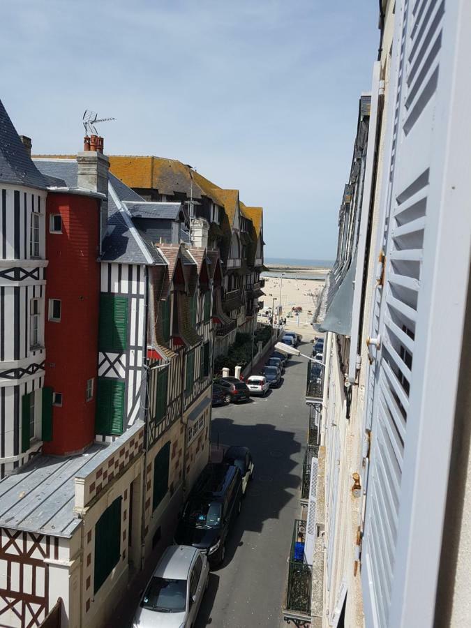 Duplex 50 M2 Au Pied Des Planches Apartman Trouville-sur-Mer Kültér fotó